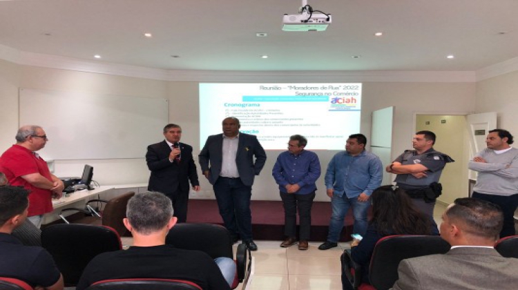 Notícia: Em reunião, comerciantes discutem medidas de segurança em Hortolândia.
