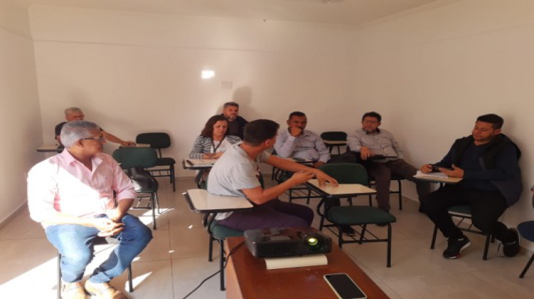 Notícia: ACIAH, Prefeitura discutem situação dos moradores de rua