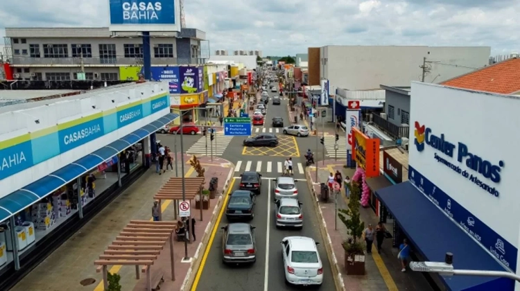 Notícia: ESTACIONAMENTO FAIXA ESQUERDA LIBERADO